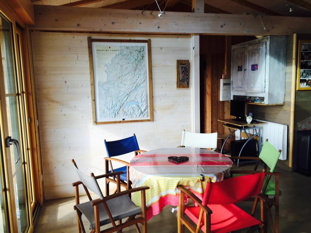 Gite Les Cigognes Orchamps-Vennes Room photo