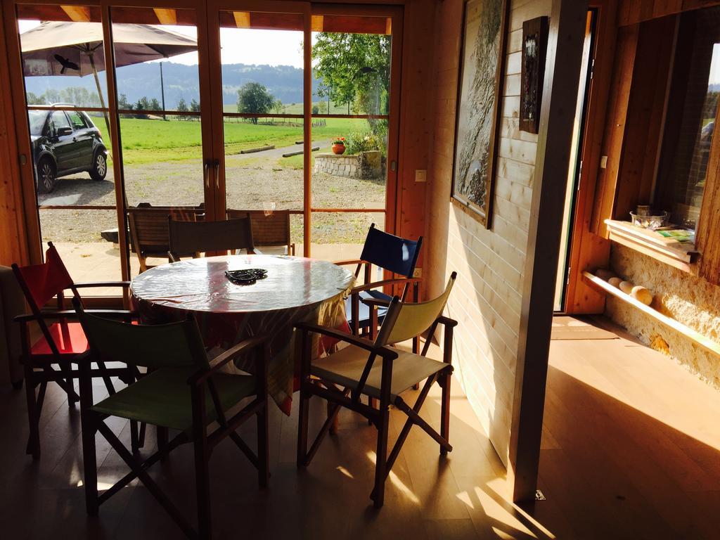 Gite Les Cigognes Orchamps-Vennes Room photo